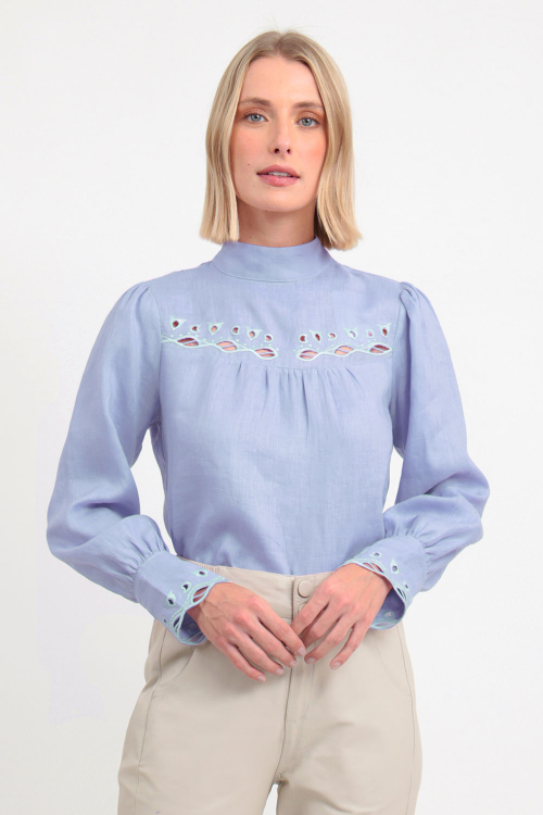 Blusa Puro Linho Bordado V22