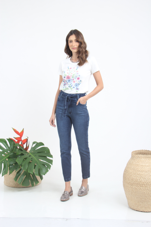 Calça Jeans Reta Com Cinto V22