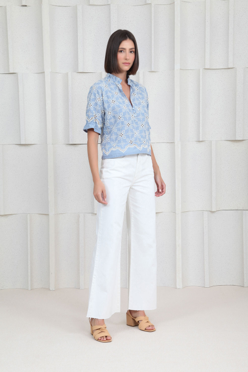 Calça Jeans Wide Leg Barra Desfiada Off