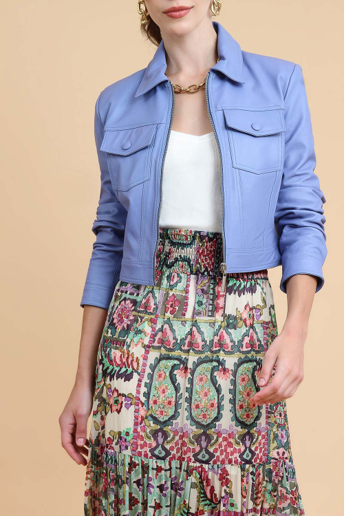 JAQUETA COURO BOLSOS CROPPED